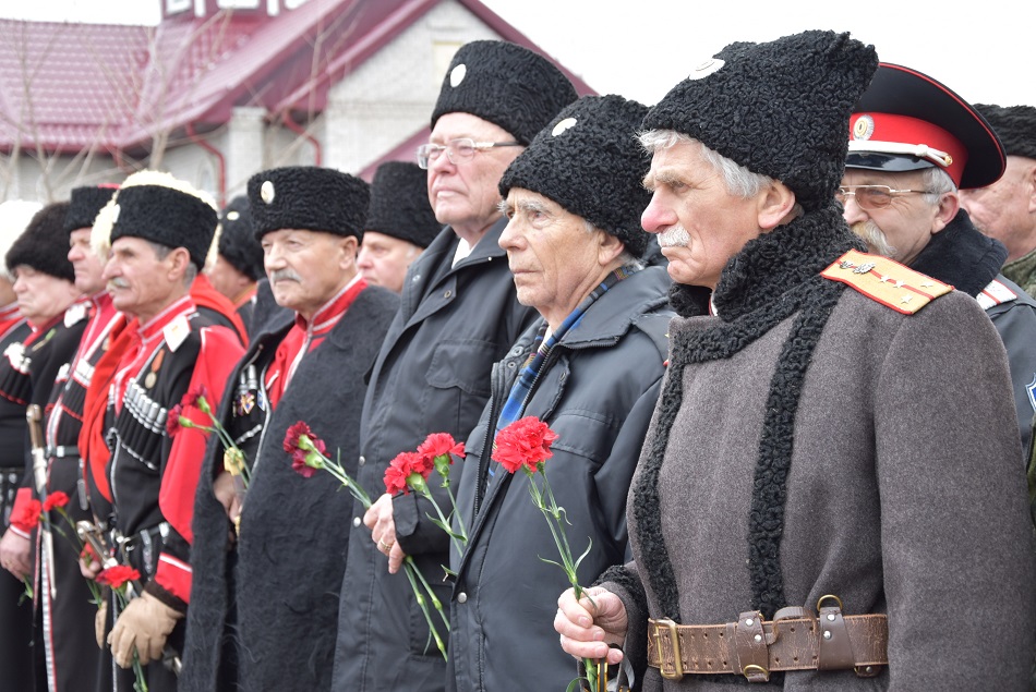 Ст кубанская апшеронского. Апшеронские казаки старые фото.